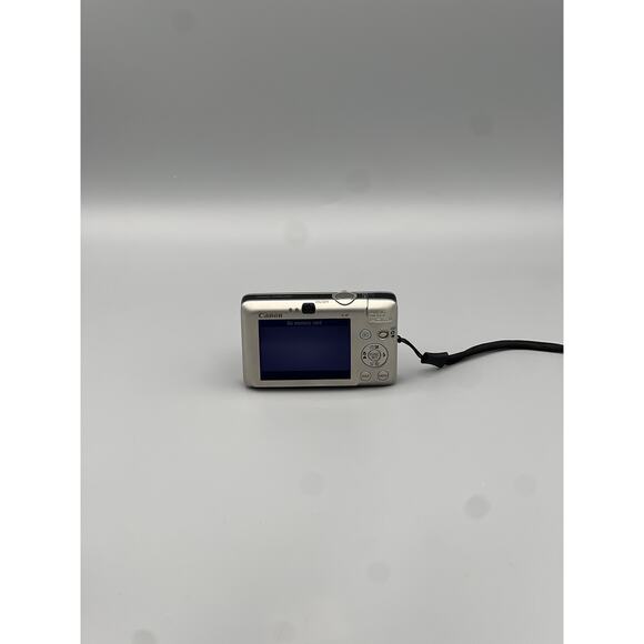 📸 Canon PowerShot SD780 IS Digital Camera | 12.1MP | Silver - Picture 6 of 6